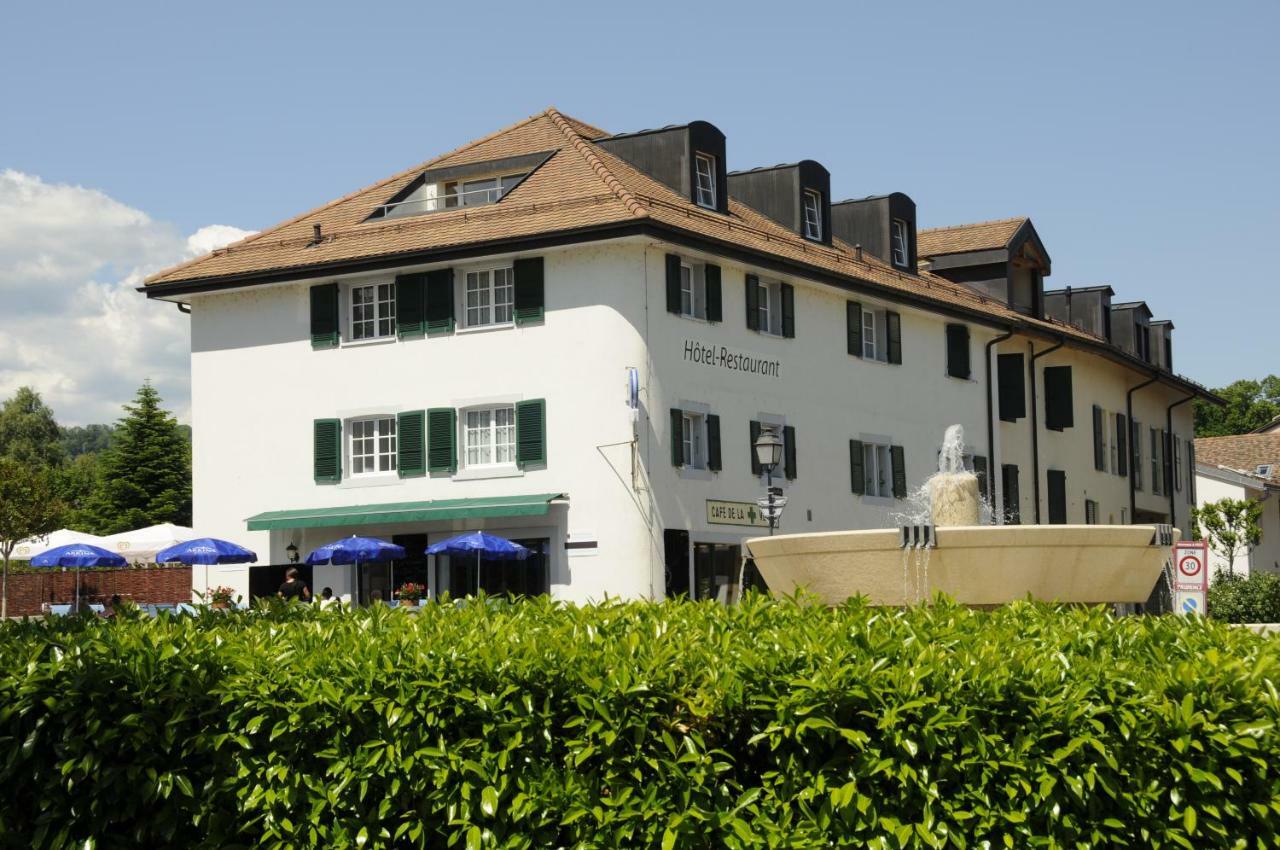 Hotel Restaurant La Croix Verte Vich Bagian luar foto